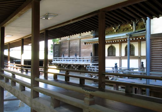 Covered wooden corridor overlooking the garden at Shibamata Taishakuten temple