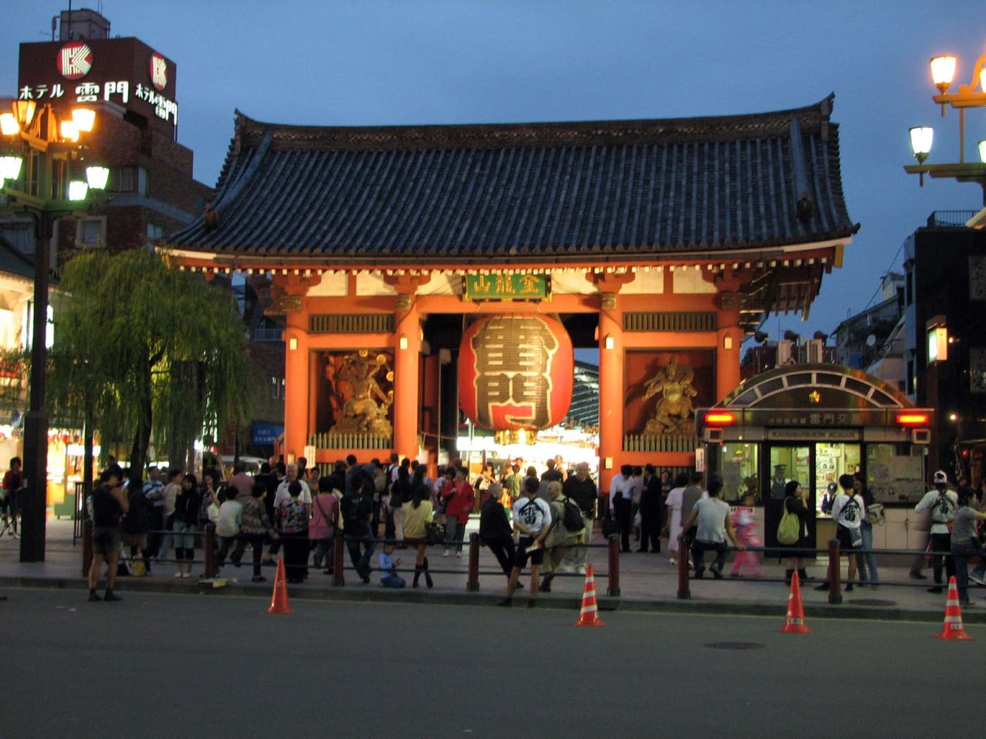 Visitors at the Kaminarimon gate of Senso-ji in Asakusa at nightfall