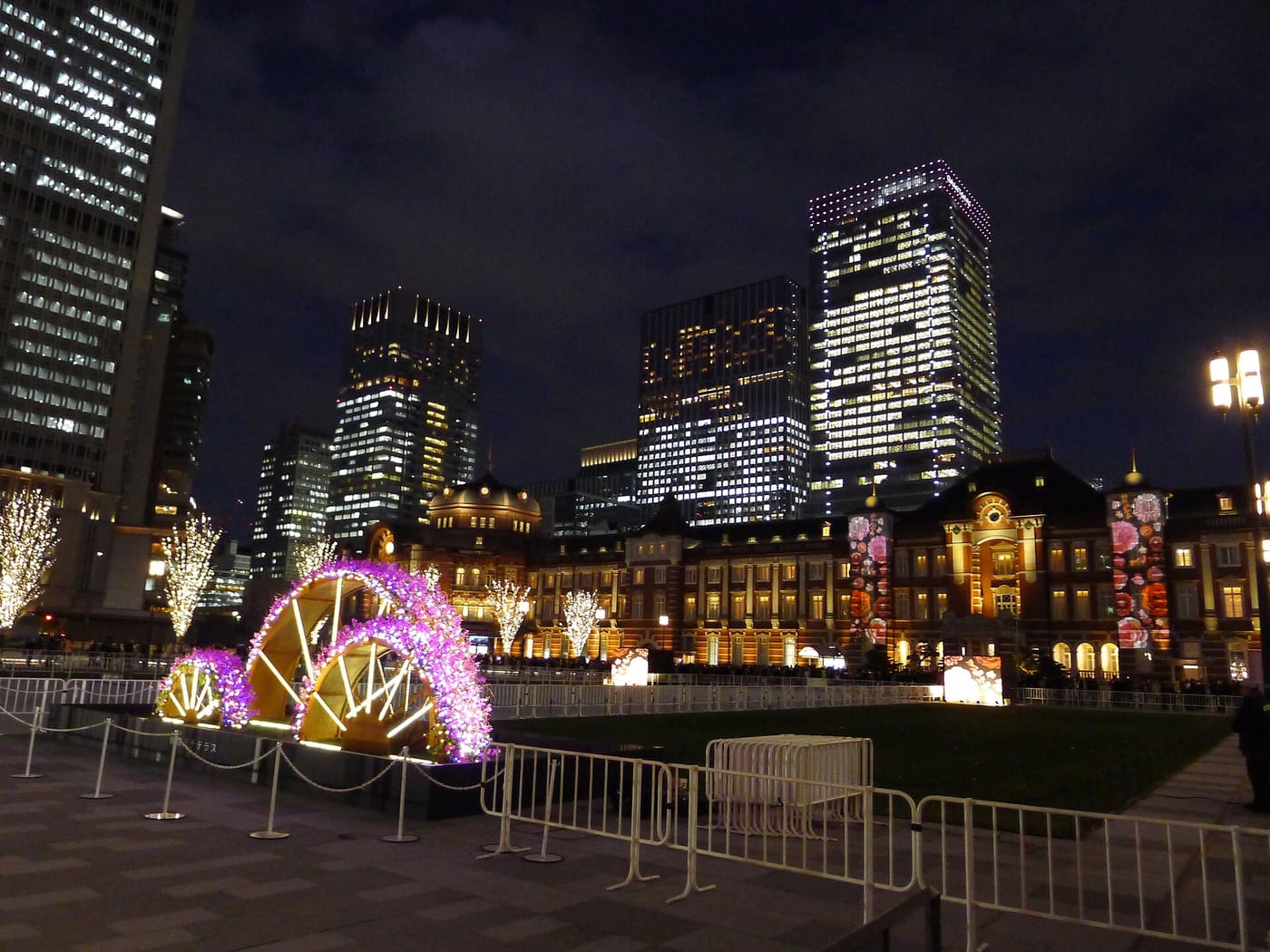 Winter illumination on the square in front of Tokyo Station Marunouchi building