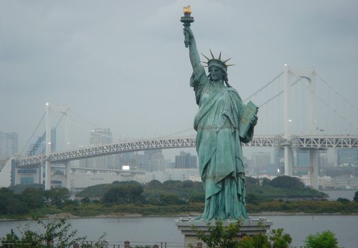 Odaiba Seaside Park with the Rainbow Bridge behind