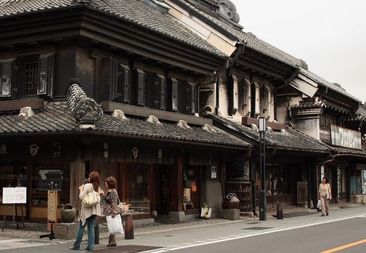 Clay-walled kurazukuri warehouse stores on the old main street of Kawagoe